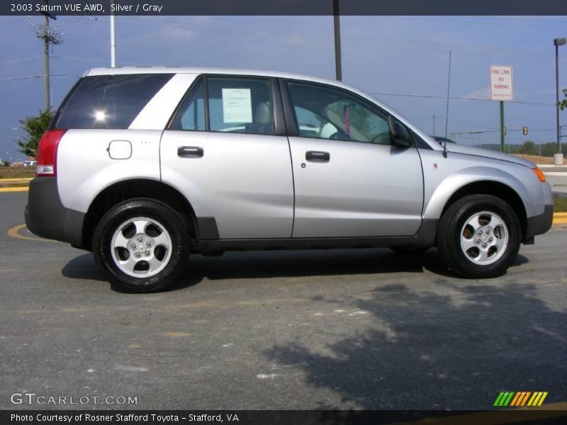Silver / Gray 2003 Saturn VUE AWD