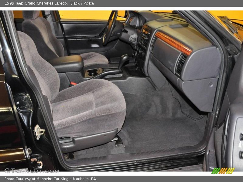 Black / Agate 1999 Jeep Grand Cherokee Laredo