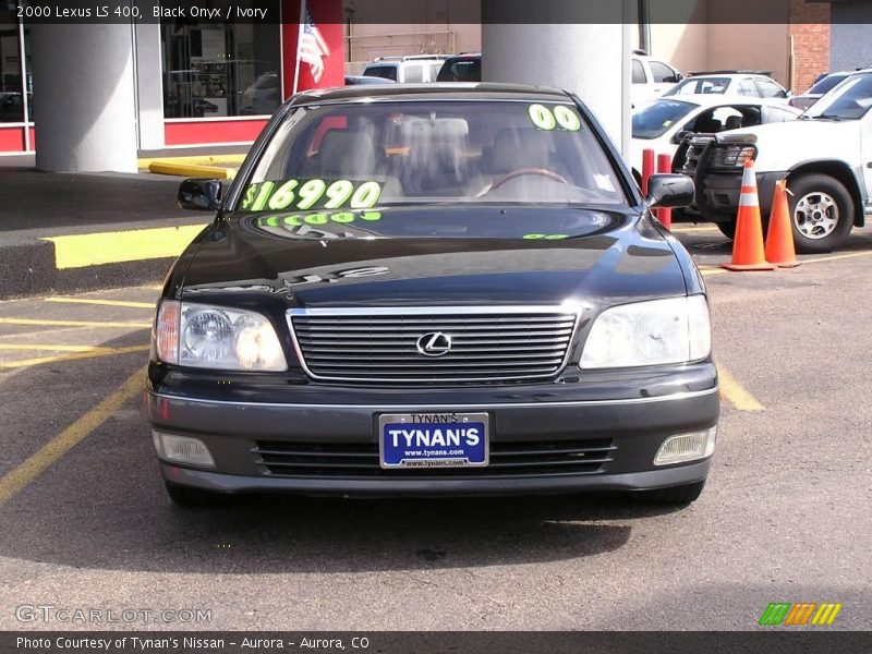 Black Onyx / Ivory 2000 Lexus LS 400