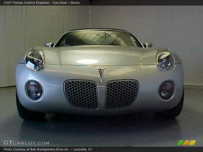 Cool Silver / Ebony 2007 Pontiac Solstice Roadster