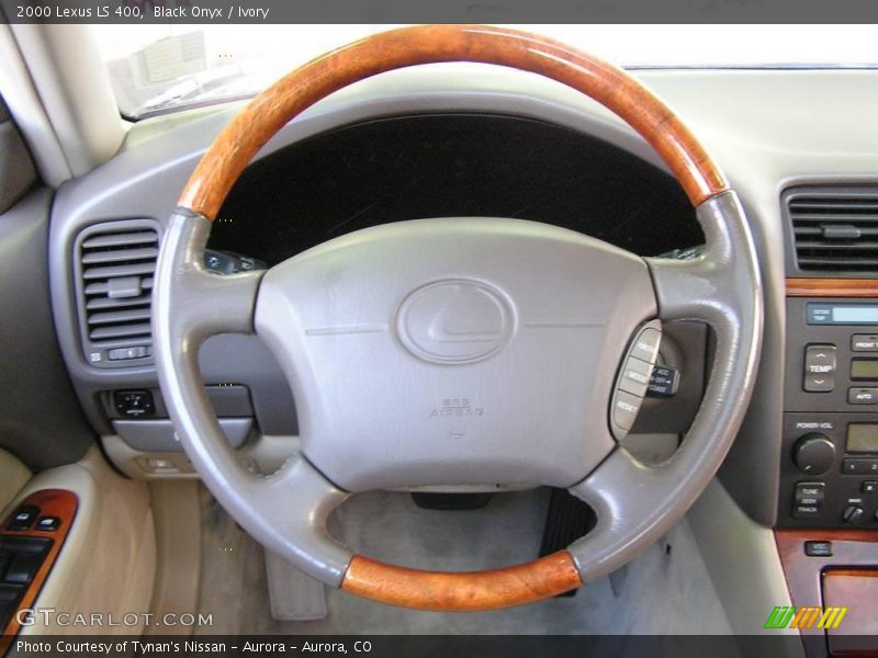 Black Onyx / Ivory 2000 Lexus LS 400