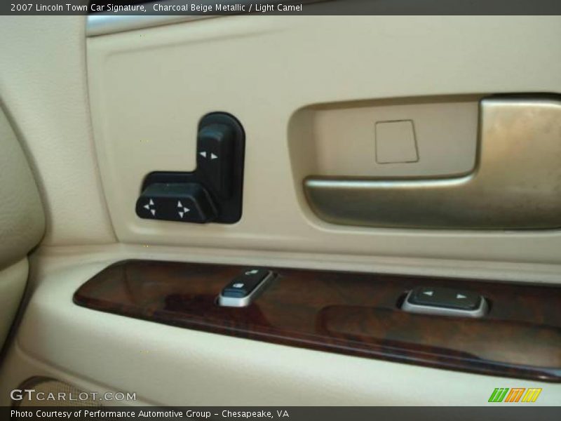 Charcoal Beige Metallic / Light Camel 2007 Lincoln Town Car Signature