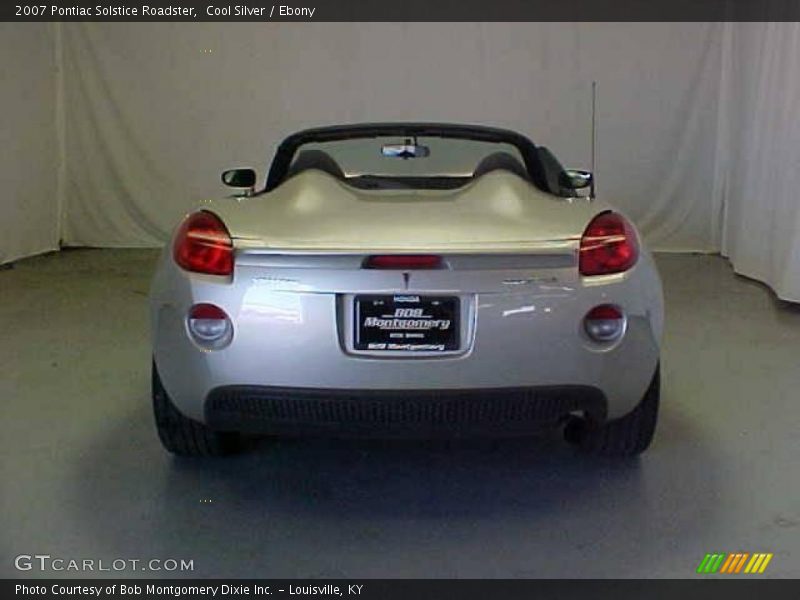 Cool Silver / Ebony 2007 Pontiac Solstice Roadster