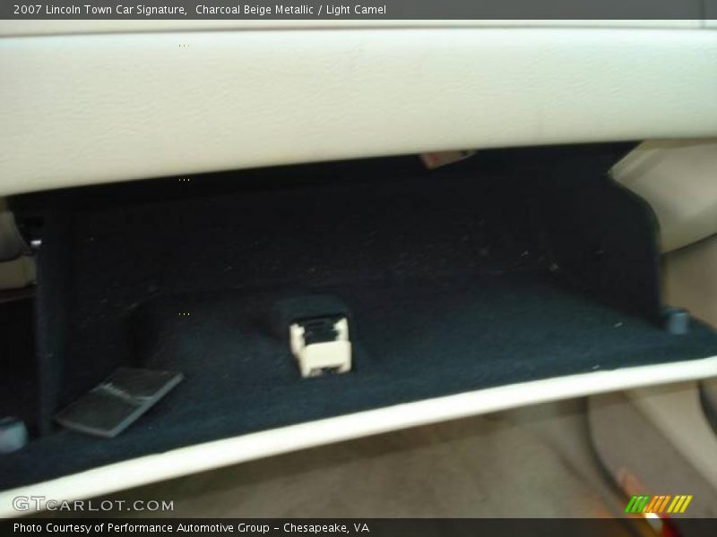 Charcoal Beige Metallic / Light Camel 2007 Lincoln Town Car Signature