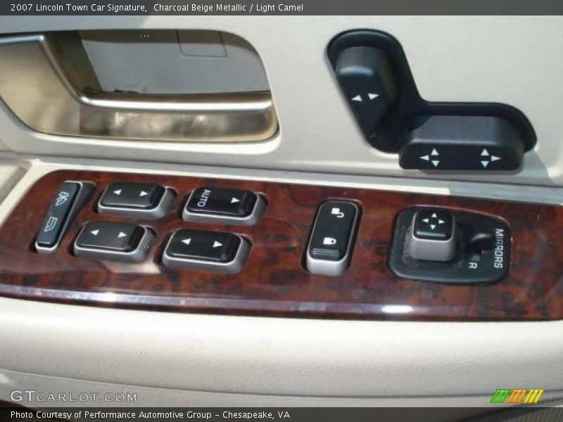 Charcoal Beige Metallic / Light Camel 2007 Lincoln Town Car Signature