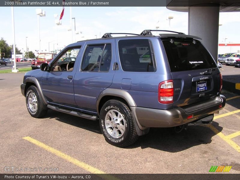 Bayshore Blue / Parchment 2000 Nissan Pathfinder SE 4x4