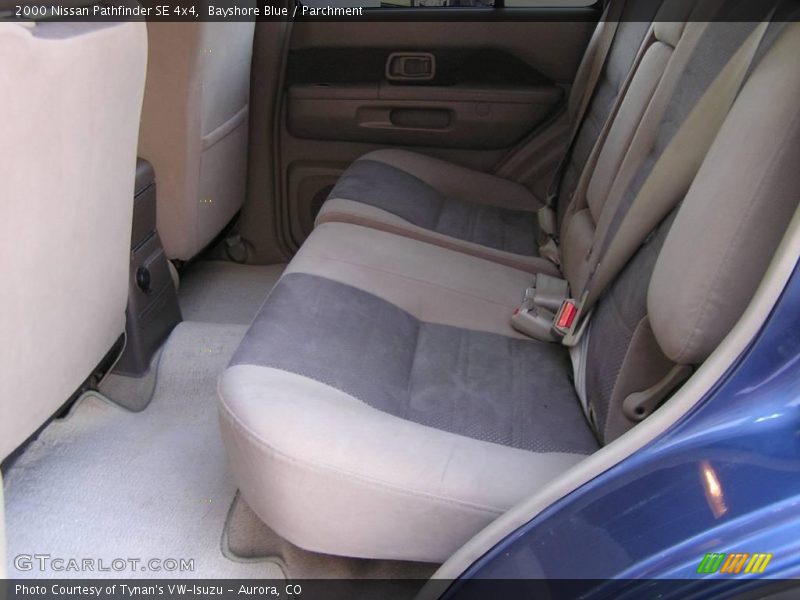 Bayshore Blue / Parchment 2000 Nissan Pathfinder SE 4x4