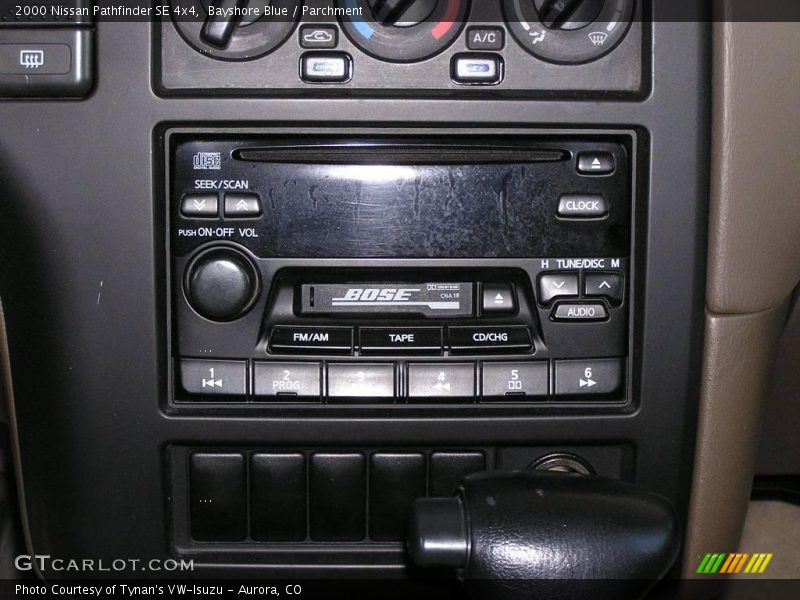 Bayshore Blue / Parchment 2000 Nissan Pathfinder SE 4x4