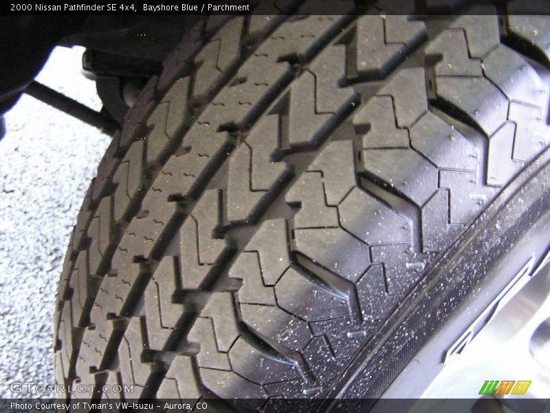 Bayshore Blue / Parchment 2000 Nissan Pathfinder SE 4x4