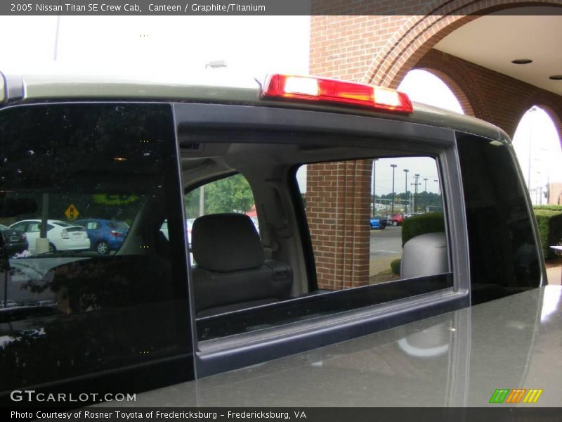 Canteen / Graphite/Titanium 2005 Nissan Titan SE Crew Cab