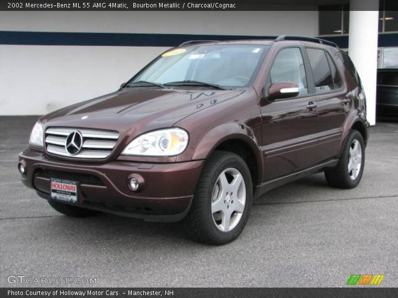 Front 3/4 View of 2002 ML 55 AMG 4Matic