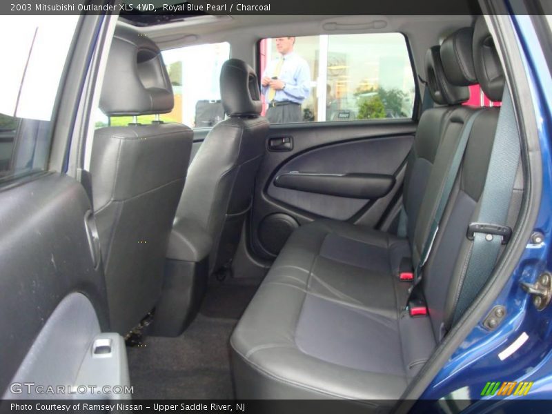 Royal Blue Pearl / Charcoal 2003 Mitsubishi Outlander XLS 4WD