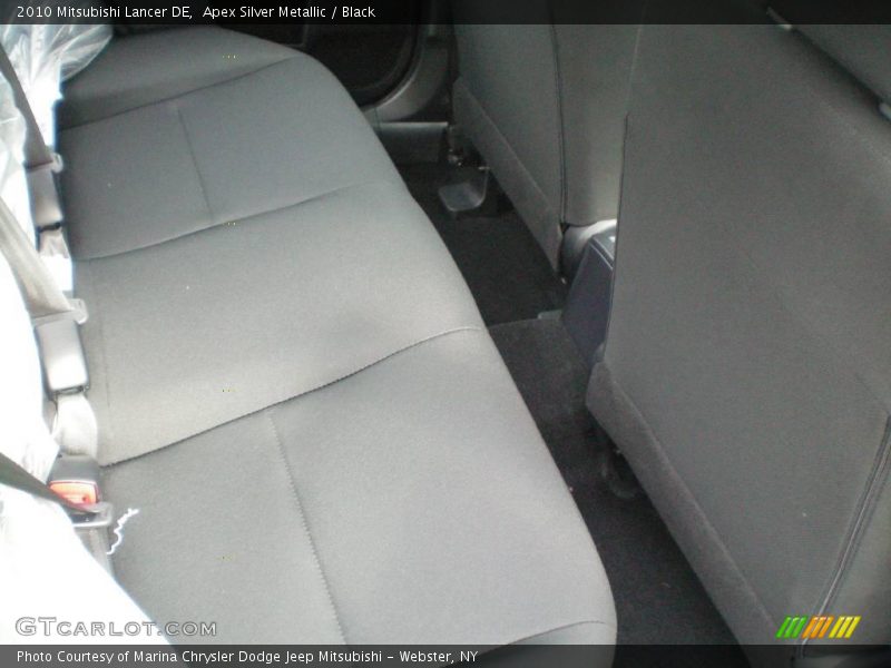 Apex Silver Metallic / Black 2010 Mitsubishi Lancer DE