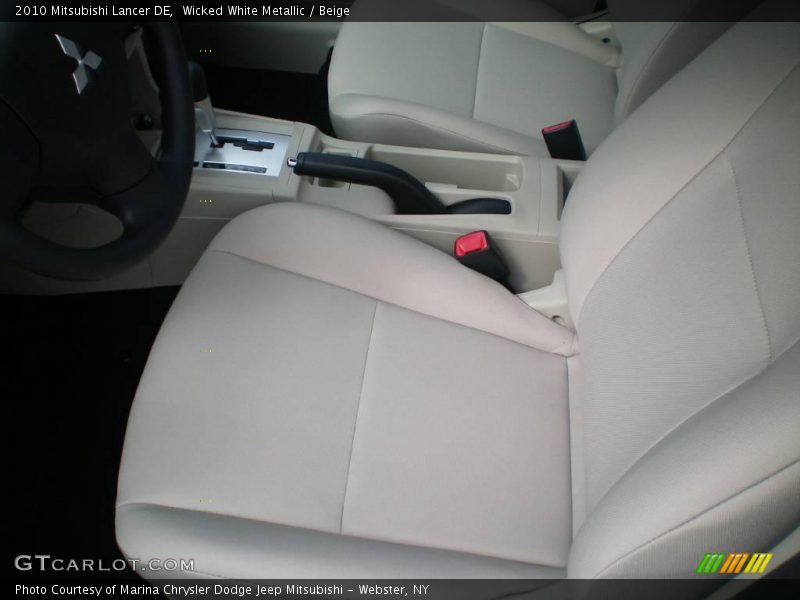 Wicked White Metallic / Beige 2010 Mitsubishi Lancer DE