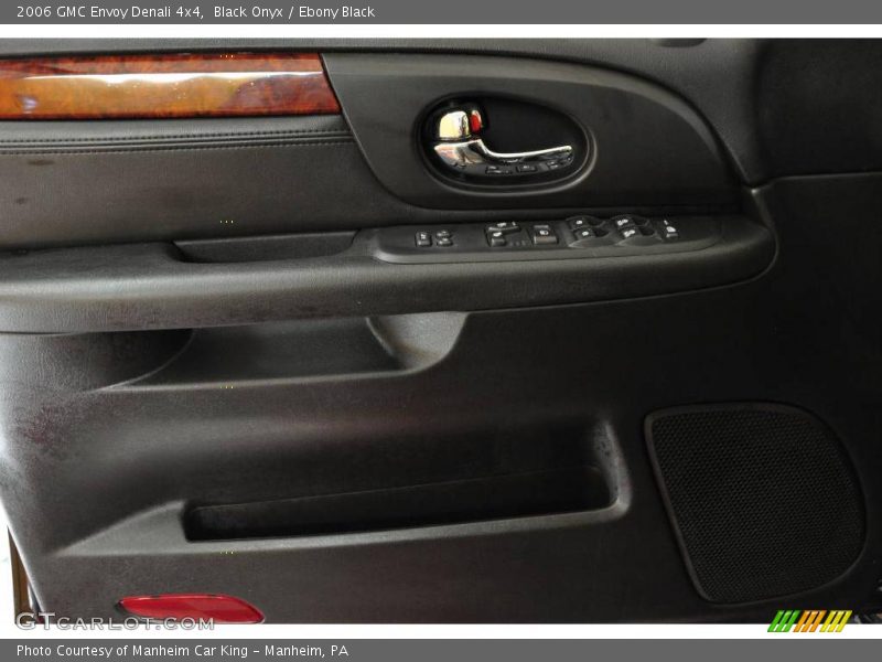 Black Onyx / Ebony Black 2006 GMC Envoy Denali 4x4