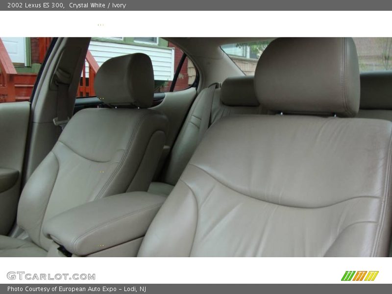 Crystal White / Ivory 2002 Lexus ES 300