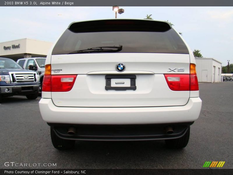 Alpine White / Beige 2003 BMW X5 3.0i