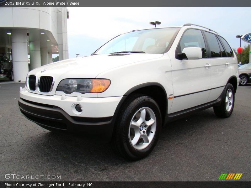 Alpine White / Beige 2003 BMW X5 3.0i