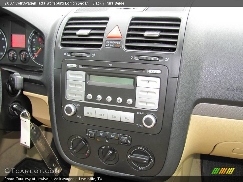 Black / Pure Beige 2007 Volkswagen Jetta Wolfsburg Edition Sedan