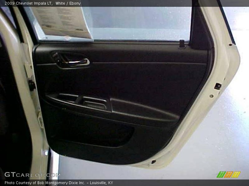 White / Ebony 2009 Chevrolet Impala LT