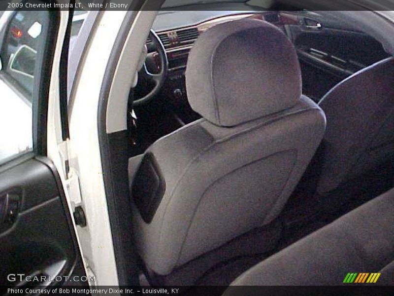 White / Ebony 2009 Chevrolet Impala LT