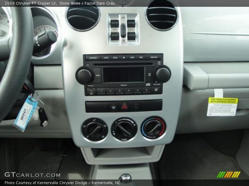 Stone White / Pastel Slate Gray 2009 Chrysler PT Cruiser LX