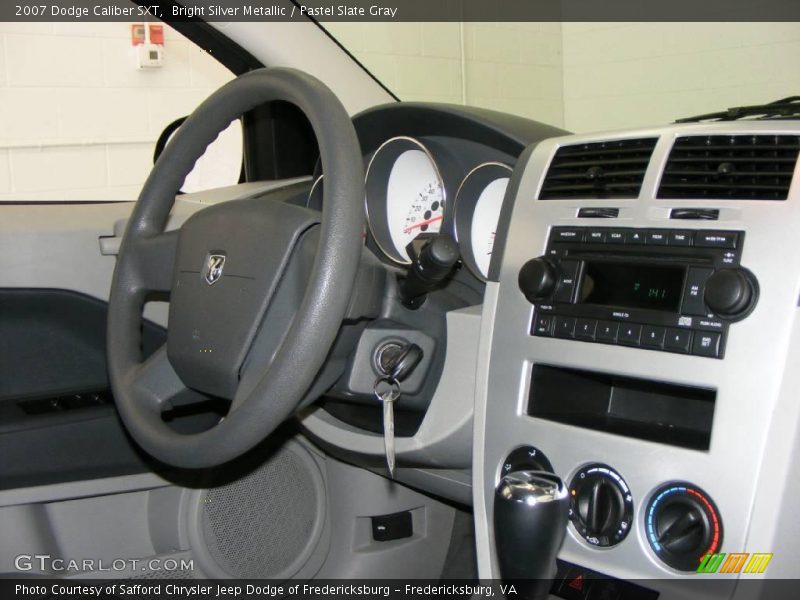 Bright Silver Metallic / Pastel Slate Gray 2007 Dodge Caliber SXT