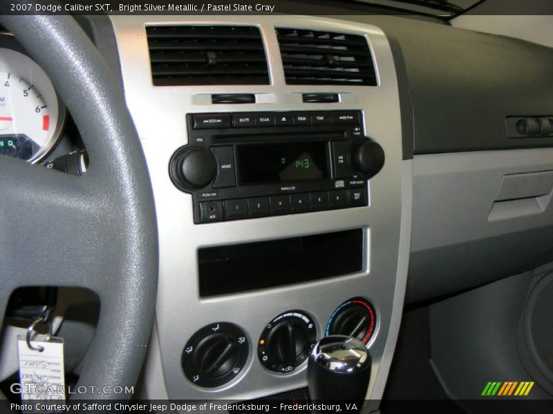 Bright Silver Metallic / Pastel Slate Gray 2007 Dodge Caliber SXT