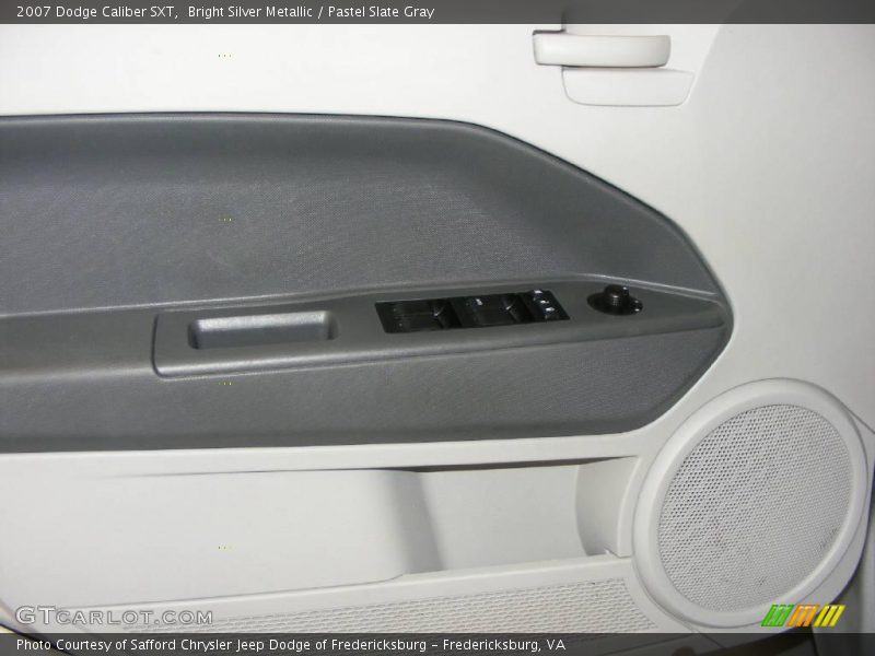 Bright Silver Metallic / Pastel Slate Gray 2007 Dodge Caliber SXT