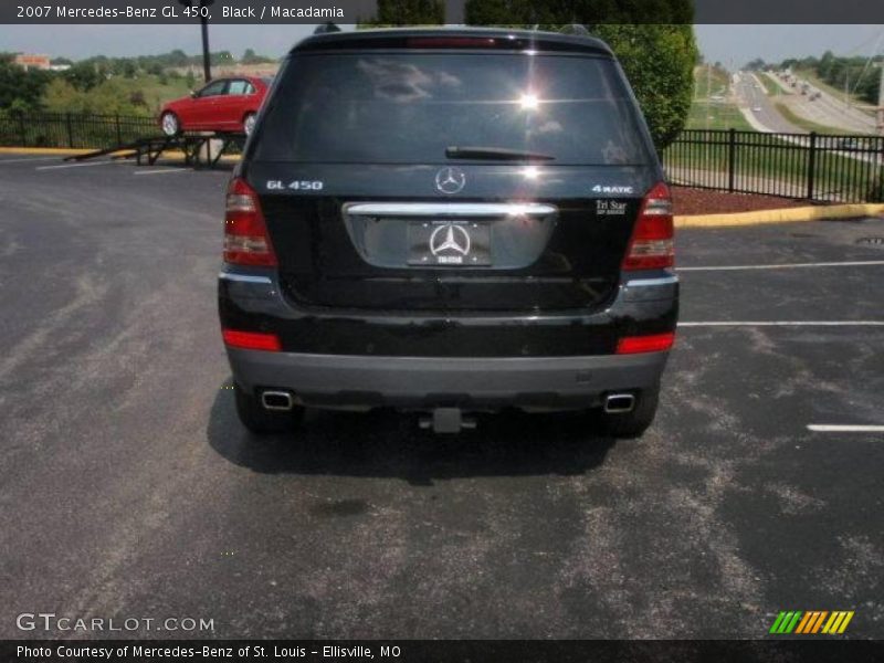 Black / Macadamia 2007 Mercedes-Benz GL 450