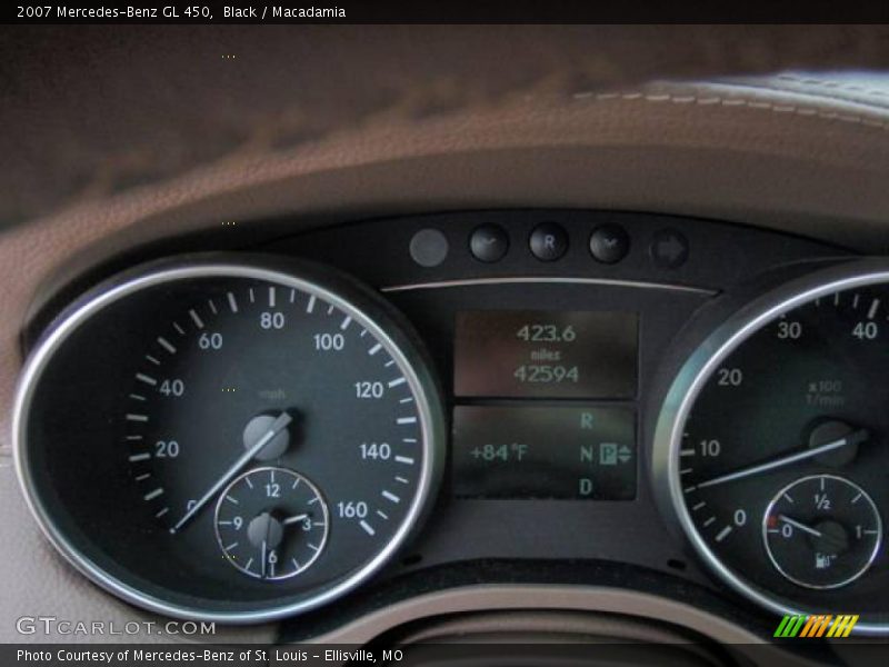 Black / Macadamia 2007 Mercedes-Benz GL 450