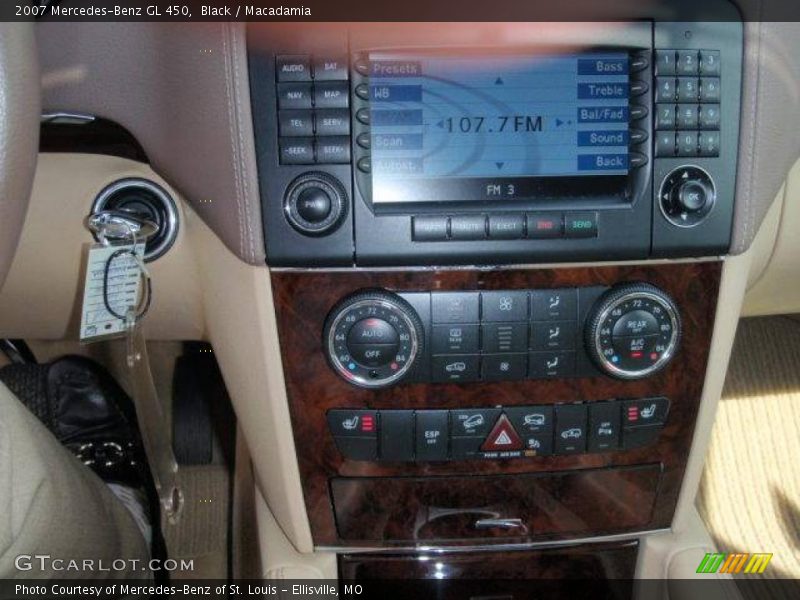 Black / Macadamia 2007 Mercedes-Benz GL 450