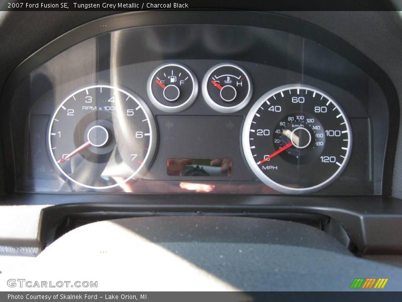 Tungsten Grey Metallic / Charcoal Black 2007 Ford Fusion SE