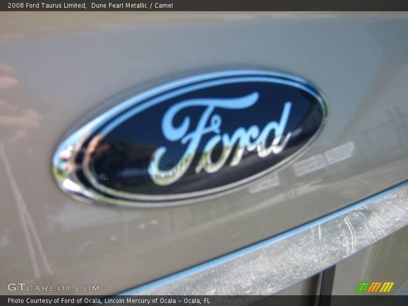 Dune Pearl Metallic / Camel 2008 Ford Taurus Limited