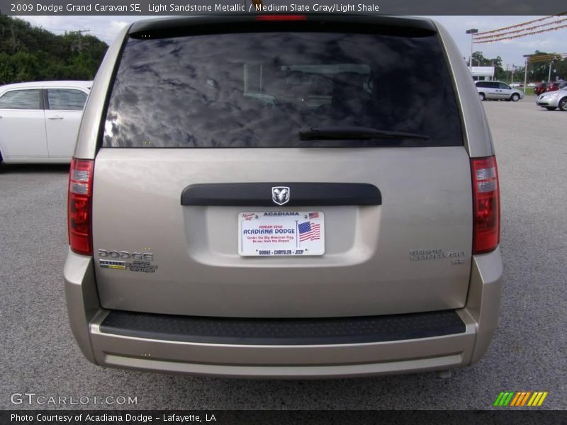 Light Sandstone Metallic / Medium Slate Gray/Light Shale 2009 Dodge Grand Caravan SE
