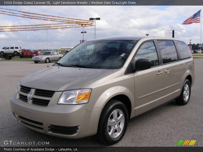 Light Sandstone Metallic / Medium Slate Gray/Light Shale 2009 Dodge Grand Caravan SE