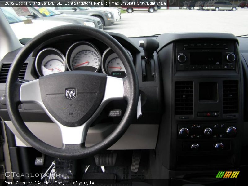 Light Sandstone Metallic / Medium Slate Gray/Light Shale 2009 Dodge Grand Caravan SE