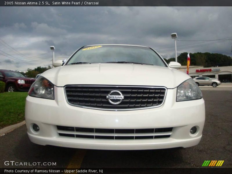 Satin White Pearl / Charcoal 2005 Nissan Altima 2.5 SL