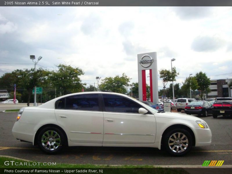 Satin White Pearl / Charcoal 2005 Nissan Altima 2.5 SL