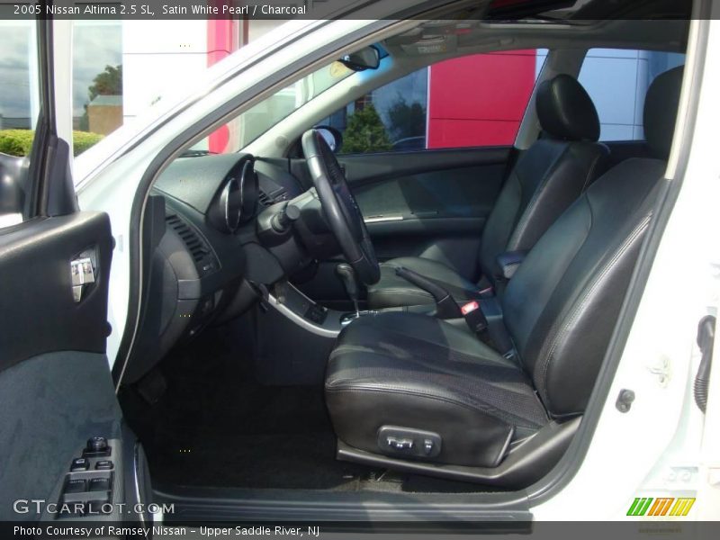 Satin White Pearl / Charcoal 2005 Nissan Altima 2.5 SL