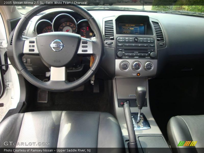 Satin White Pearl / Charcoal 2005 Nissan Altima 2.5 SL