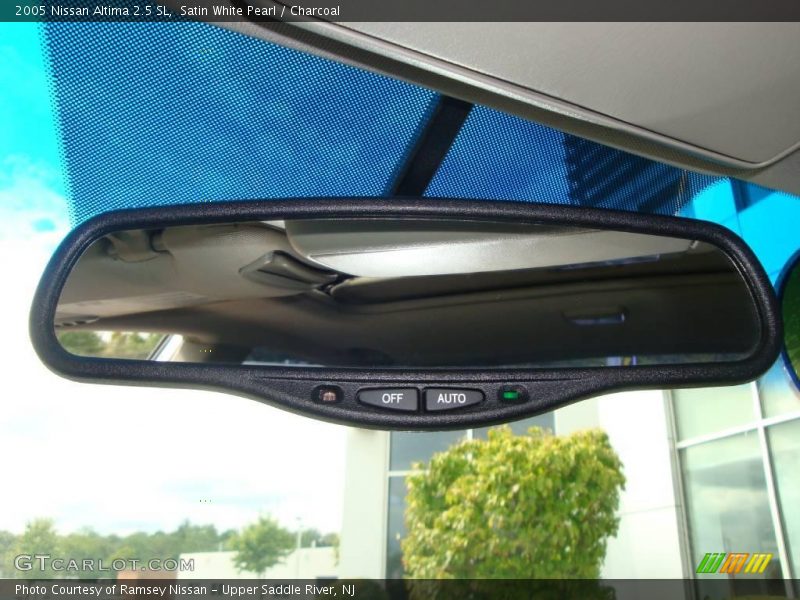 Satin White Pearl / Charcoal 2005 Nissan Altima 2.5 SL