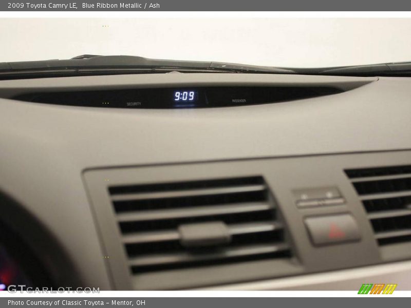 Blue Ribbon Metallic / Ash 2009 Toyota Camry LE