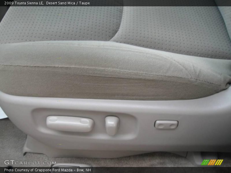 Desert Sand Mica / Taupe 2009 Toyota Sienna LE