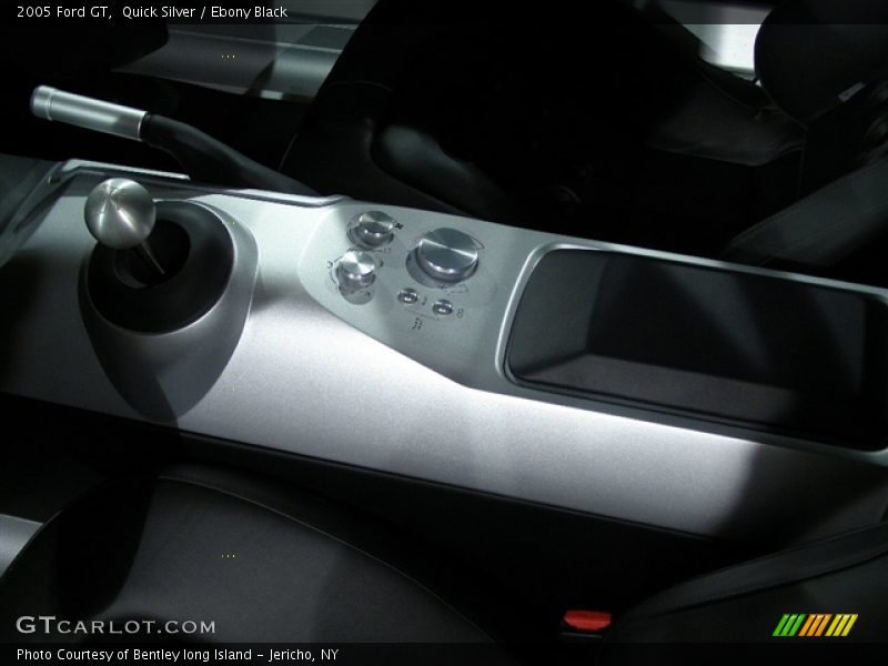 Controls of 2005 GT 