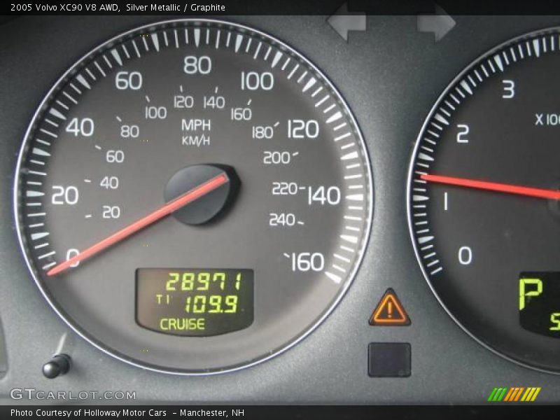 Silver Metallic / Graphite 2005 Volvo XC90 V8 AWD