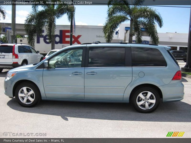 Antigua Blue Metallic / Gobi Beige 2009 Volkswagen Routan SE