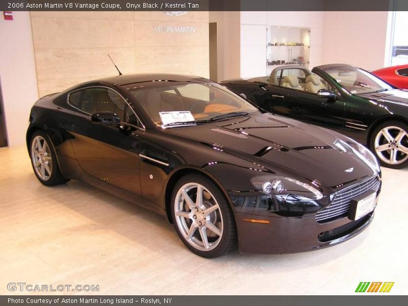 Onyx Black / Kestrel Tan 2006 Aston Martin V8 Vantage Coupe