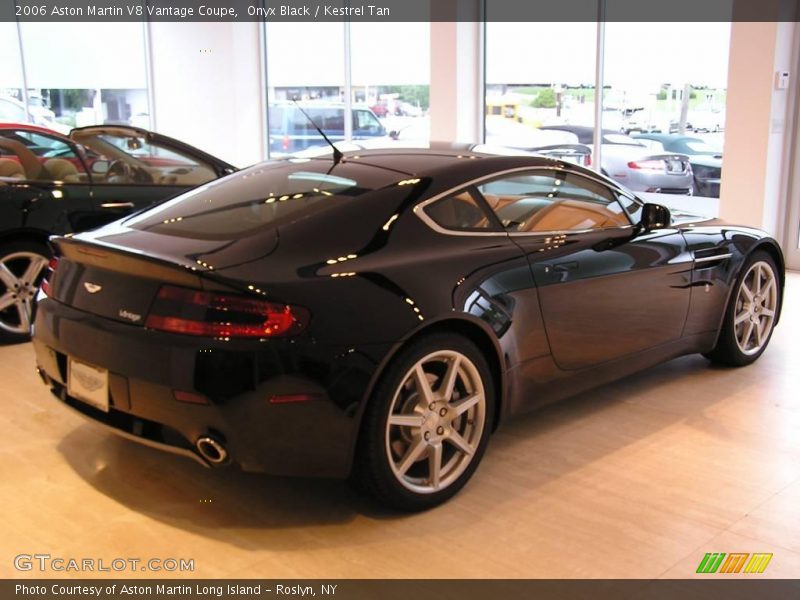 Onyx Black / Kestrel Tan 2006 Aston Martin V8 Vantage Coupe