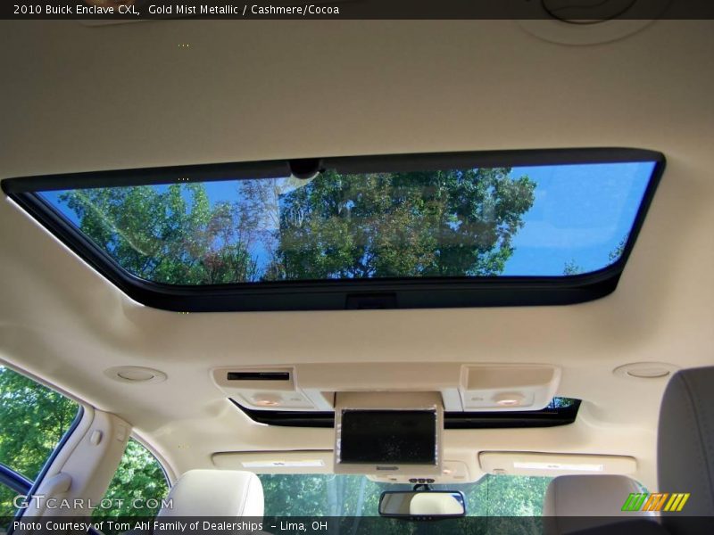 Gold Mist Metallic / Cashmere/Cocoa 2010 Buick Enclave CXL